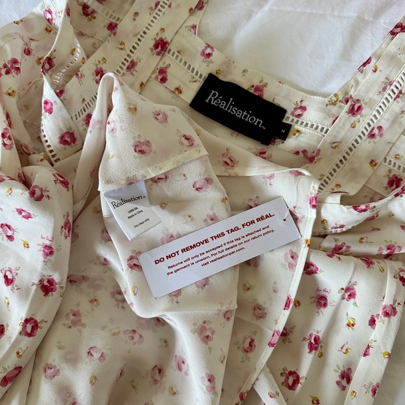 Realisation Par The Dharma Dress in Baby Rose - Picture 7 of 9